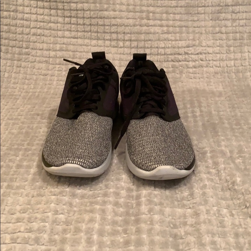 Nike Lunarsolo sneakers